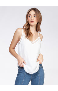 1623020 CAMI WITH LACE DETAIL